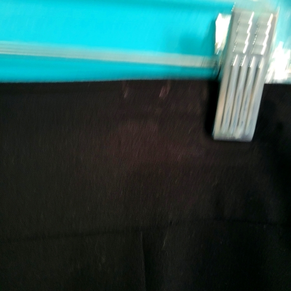 🏷1/$15, 2/$20, 3/$27 Ricki's mermaid pencil skirt - Picture 4 of 4